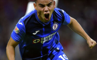 Debuta Charly con Cruz Azul y Anota su primer Gol