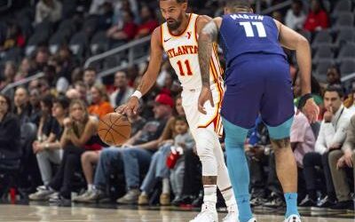 Young anota 38 puntos y Hawks superan a Hornets