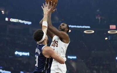 Cleveland Cavaliers logran 26 triples en victoria sobre Mavericks