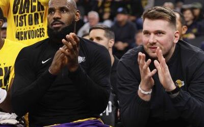 LeBron anota 26 y Lakers ganan a Clippers con Luka Doncic en casa