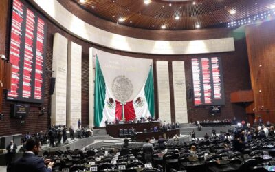 Reforma contra nepotismo y reelección es declarada constitucional