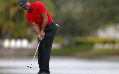 Tiger Woods es operado del tendón de Aquiles