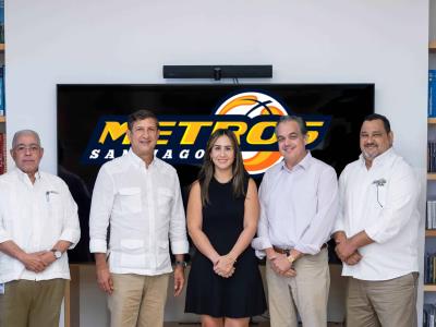 Metros de Santiago presentan nueva estructura a la LNB