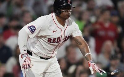 Devers azota la liga con el madero mientras se define si va a primera