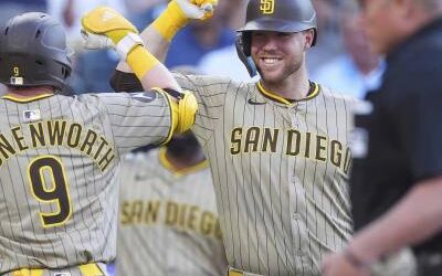 Padres de San Diego conectan cinco HR’s y logran 24 hits