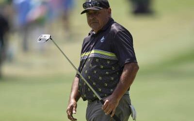 Ángel Cabrera gana el Traditions tras retraso por lluvia en senior