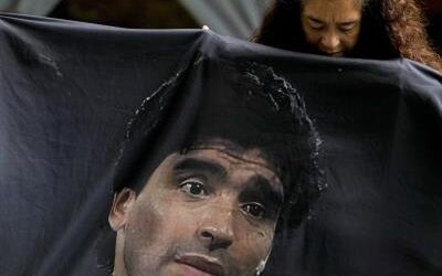 Fútbol: Tribunal argentino declara nulo juicio por muerte de Maradona