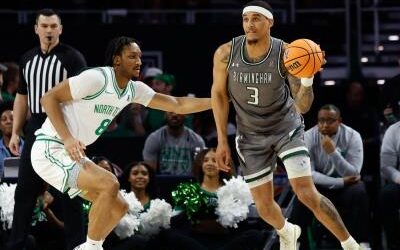 Yaxel, entre lo seguro y la aventura de NBA