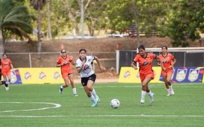 Copa Malta Morena: Iberia y St. George por el último de semifinales