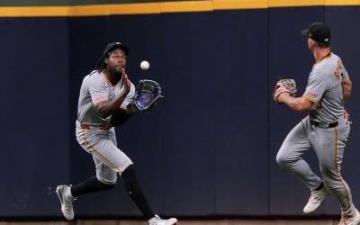 Sacan a Oneil Cruz de juego por falta de esfuerzo en jugada defensiva