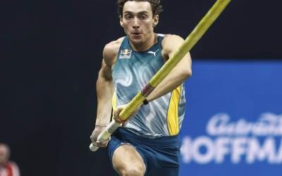 Armand Duplantis fija un nuevo récord del mundo con 6,28 metros