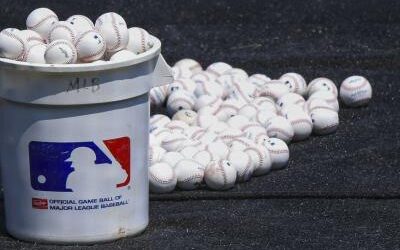 MLB suspende por 80 juegos al lanzador Julio Rodríguez por nandrolona