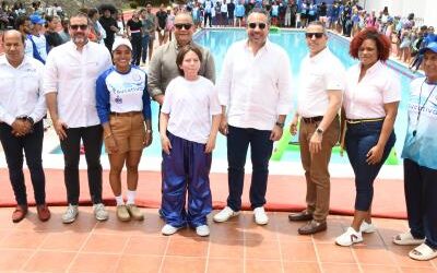 INEFI celebra primera competencia de Brazadas Educativas