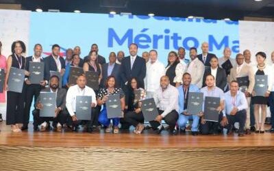 Inefi va a reconocer a maestros de educación física