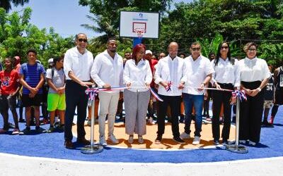 Baloncesto: Juega RD reconstruye 2 canchas en Samaná