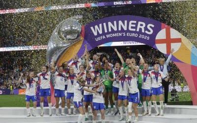 Fútbol: Inglaterra acaba con España en los penaltis, gana la Eurocopa