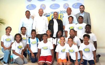 El Club Mauricio Báez continúa con éxito su campamento de verano