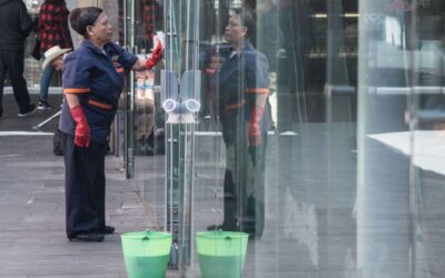 Encuesta: mujeres trabajan más que hombres; tienen doble carga y no remunerada