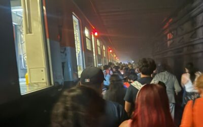 Desalojan usuarios de Línea 2 del Metro de CDMX por presencia de humo