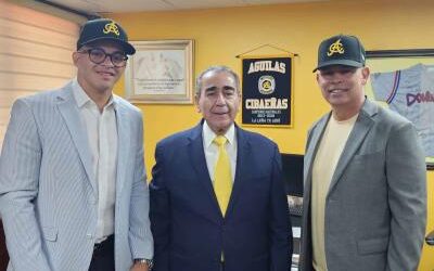 Águilas buscan abridores importados con sobrado bates nativos