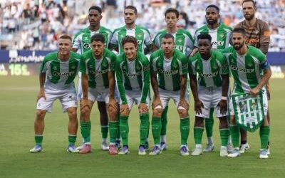 Fútbol:  El Betis de Junior Firpo cae ante el Málaga, antes de La Liga