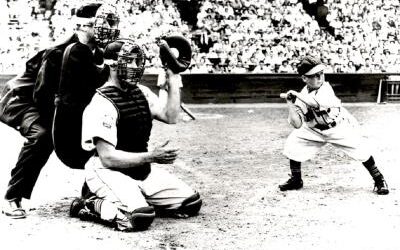 Eddie Gaedell, el enano que hace 74 años debutó en MLB
