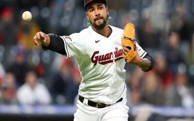 La MLB prolonga por tiempo indefinido suspensiones de Clase y Ortiz