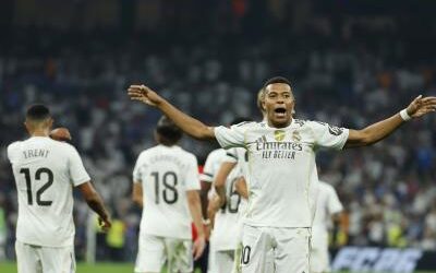 Mbappé rescata al nuevo Real Madrid en su estreno liguero