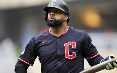 MLB: Carlos Santana su camino hacia los 2,000 hits y 400 jonrones