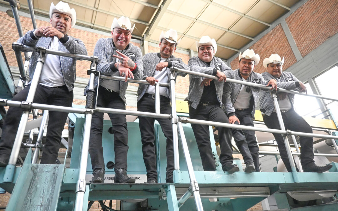 Ellos mantienen su trono en el regional mexicano