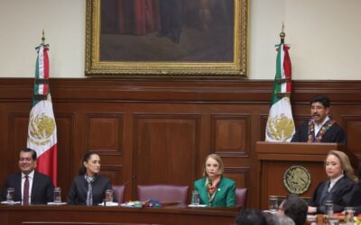 Sheinbaum celebra que la Corte se disminuya el sueldo: no les daremos línea