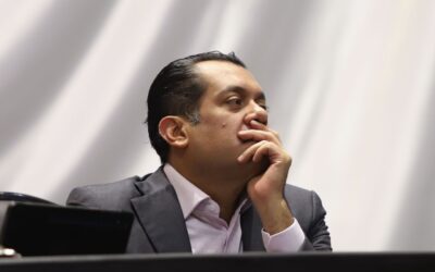 Ricardo Monreal pide a Gutiérrez Luna frenar proceso contra consejeros