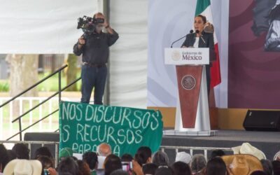 Estudiantes del Edomex exigen a Sheinbaum mayor presupuesto para su universidad