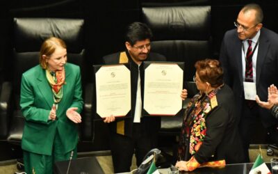 Nuevos ministros rinden protesta en el Senado