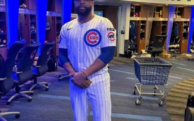 Carlos Santana un cachorro en ruta de la postemporada