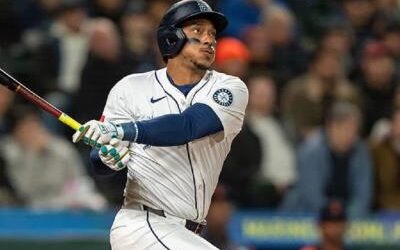 Castillo gana; Polanco y Rodríguez lideran paliza de Marineros