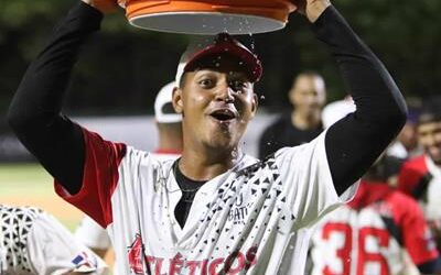 Mineros y Atléticos a la final de la Liga Nacional de Béisbol Verano