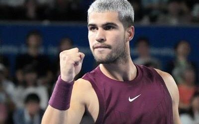 Tenis: Carlos Alcaraz vence y se sitúa en cuartos de final