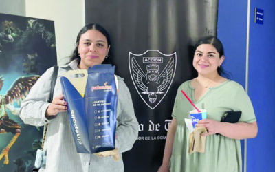 Sigleros disfrutan de filme Good Boy