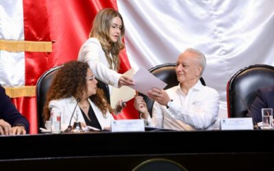 Sin huachicol fiscal, bajaría precio de la gasolina, dice director de Pemex