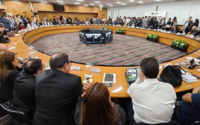 Comisiones de Diputados dictaminan reformas a Ley de Amparo; se vota hoy en pleno