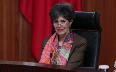 Janine Otálora concluye con aplausos su ciclo de 9 años como magistrada electoral