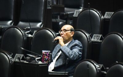 Oposición acusa a morenistas de »pactar» con refresqueras