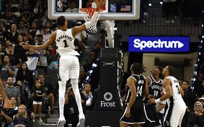 NBA: Spurs, Thunder, Sixers y Bulls siguen invictos