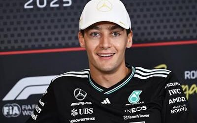 F1: Russell se entromete entre los McLaren y Verstappen con la pole