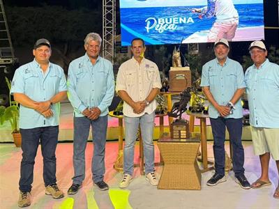 Inauguran pesca Marlin Azul en Cabeza de Toro