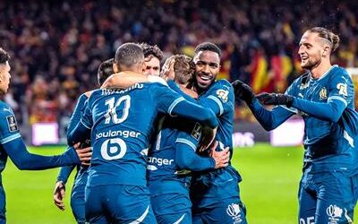 Ligue 1: El Marsella golea y presiona al PSG