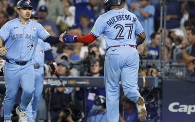 MLB: Guerrero Jr. descifra a Ohtani con HR y Toronto empata la SM