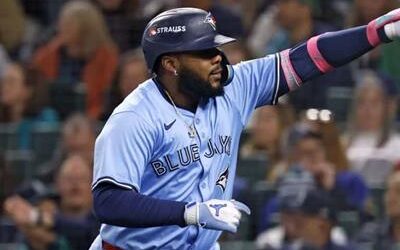MLB: Toronto explota ofensivamente en el juego 3 de la ALCS