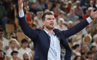 NBA: Tiago Splitter entrenará a los Blazers como técnico interino